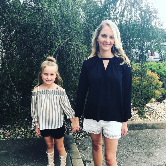 Meet your Posher, Angela - Picture 1 of 1